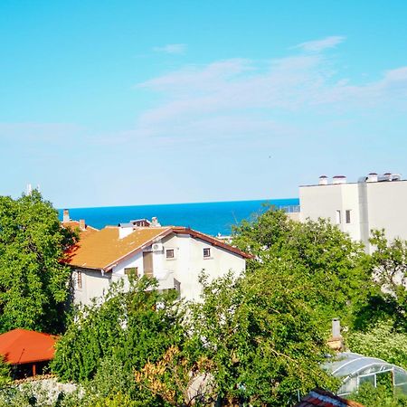 Chrystal Guest House Obzor Luaran gambar