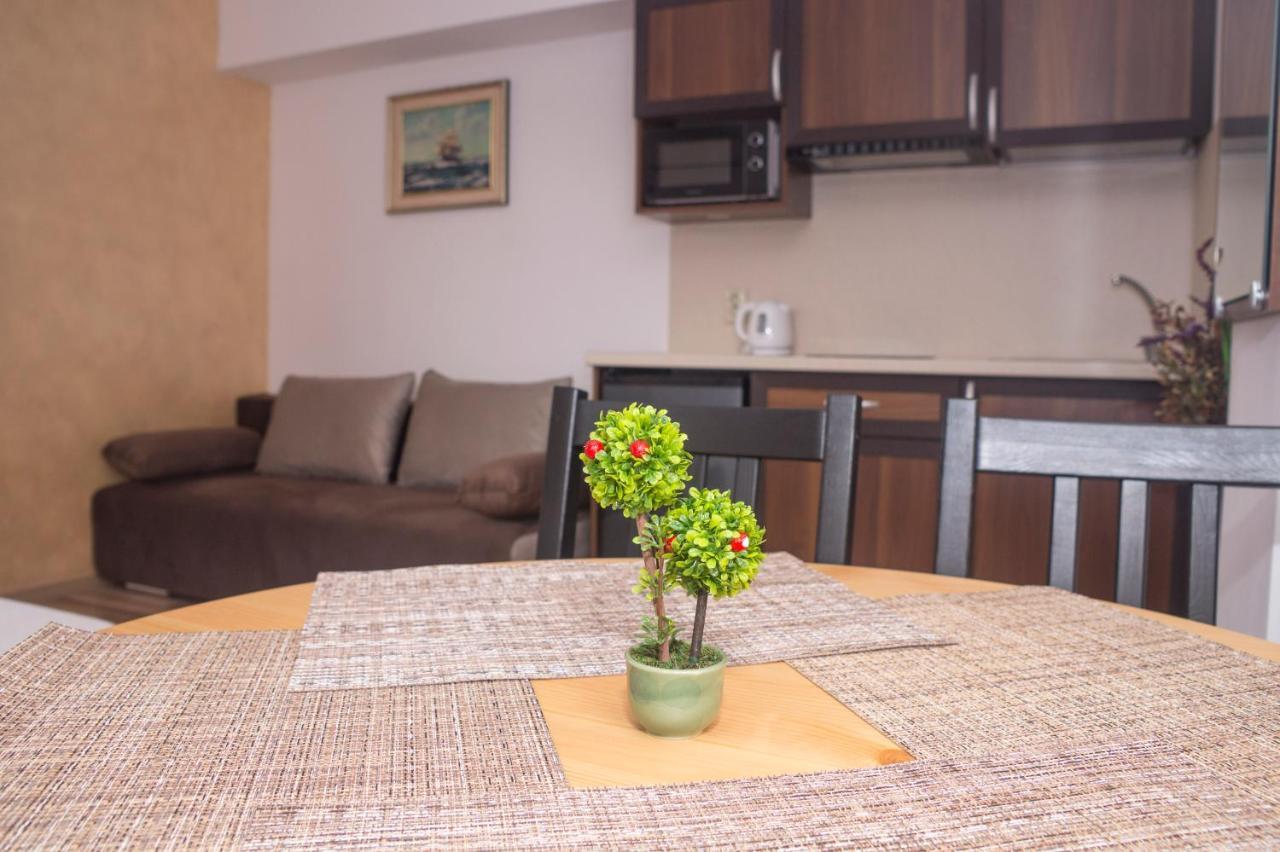 Chrystal Guest House Obzor Luaran gambar