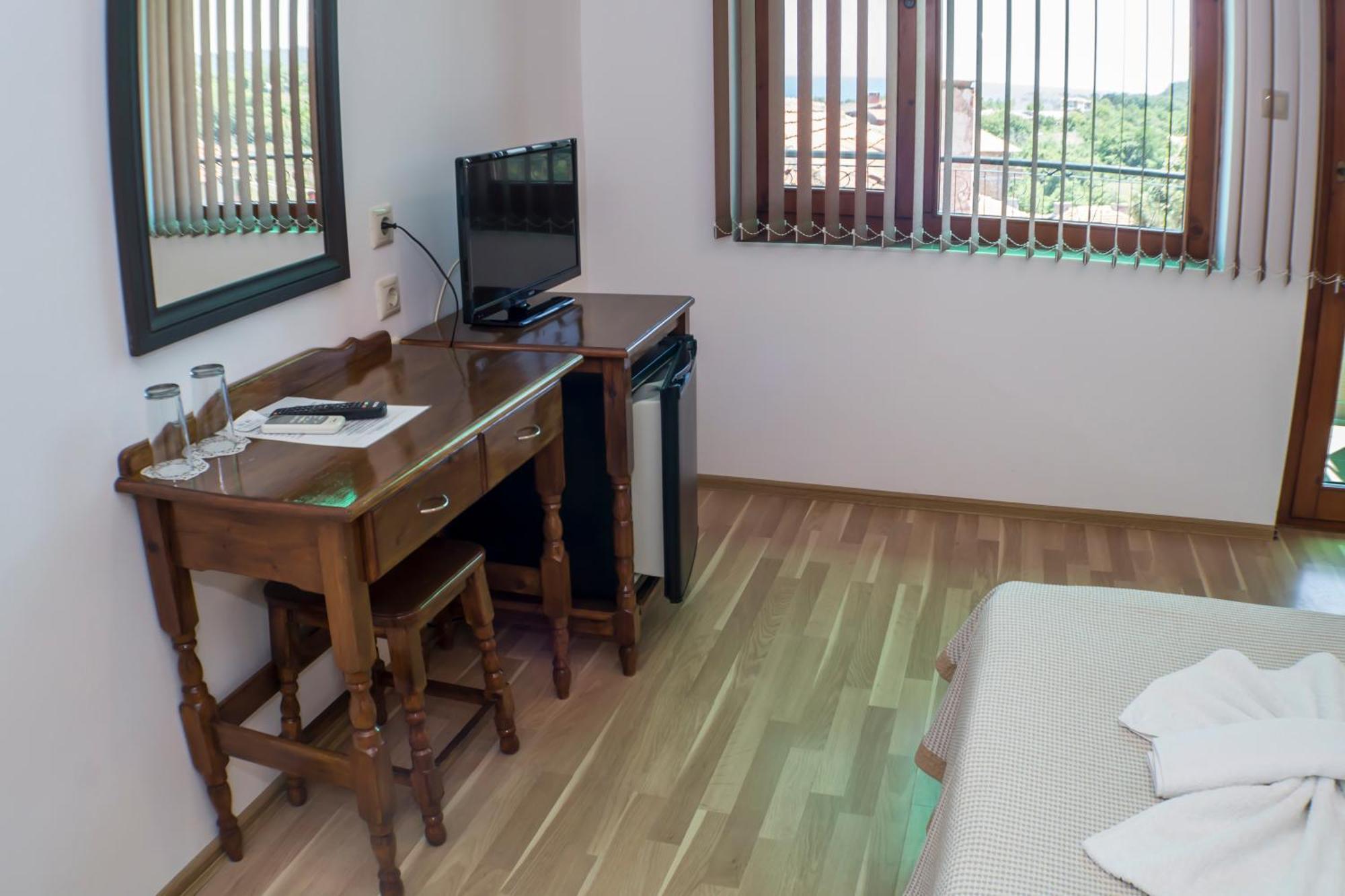 Chrystal Guest House Obzor Bilik gambar