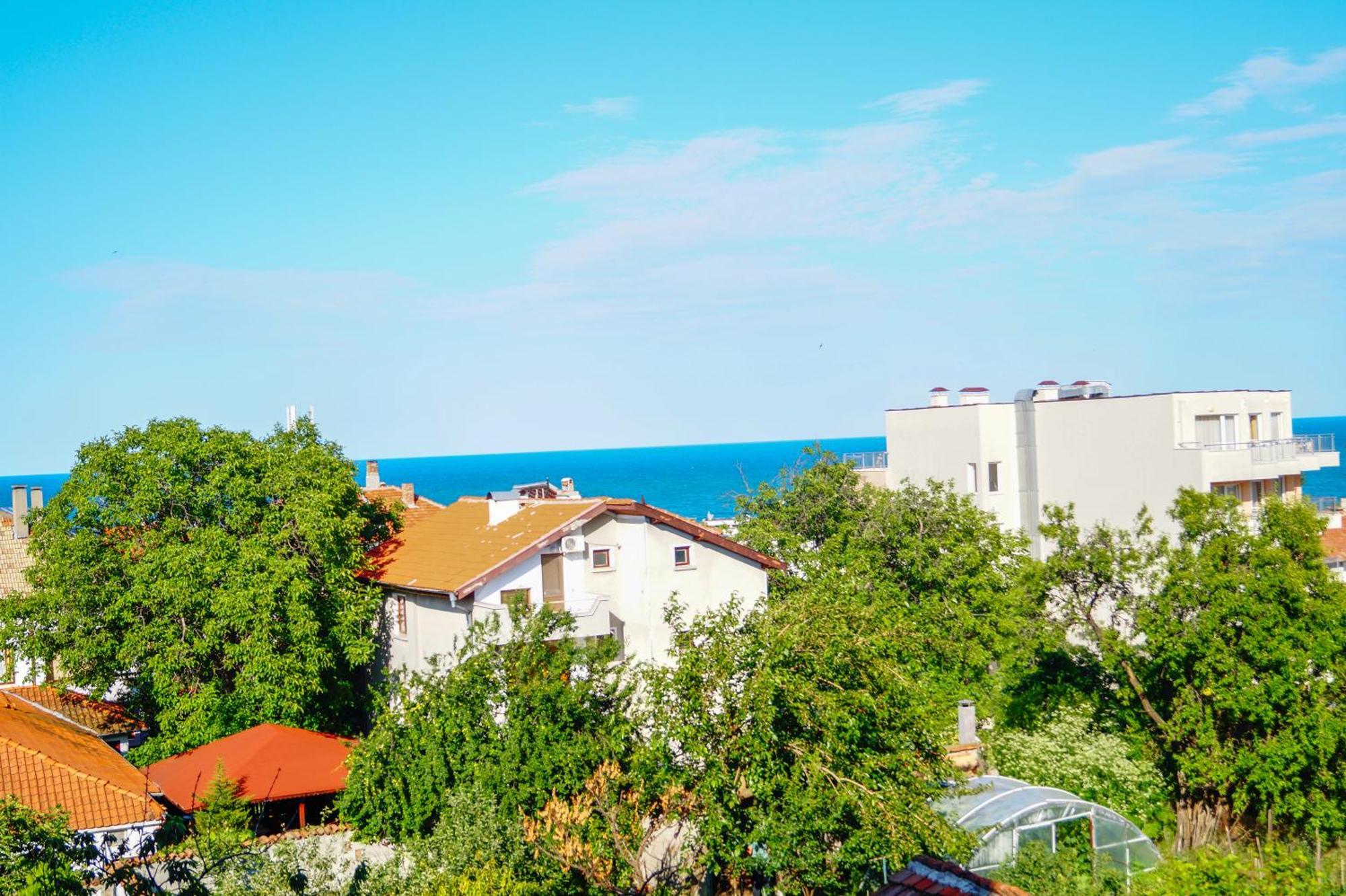 Chrystal Guest House Obzor Luaran gambar