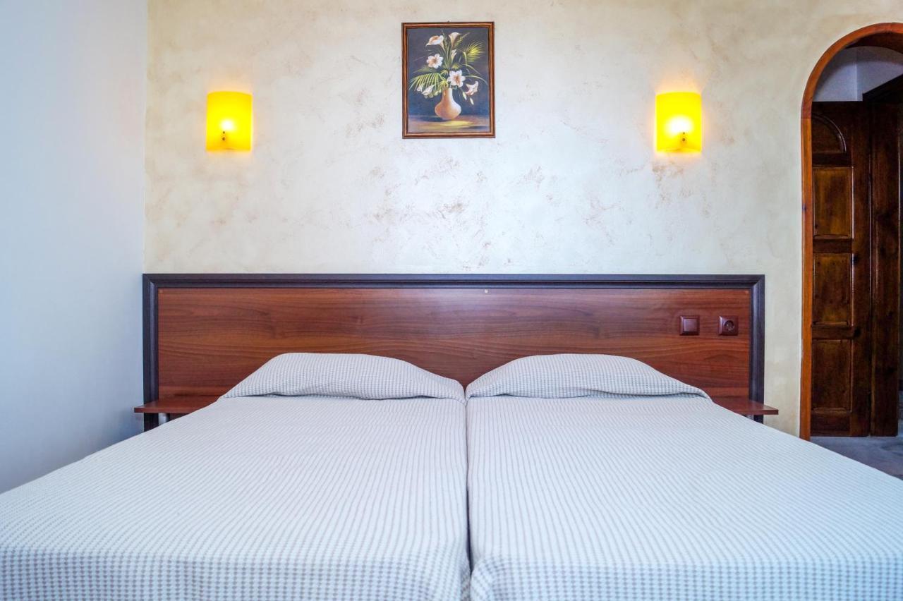 Chrystal Guest House Obzor Luaran gambar
