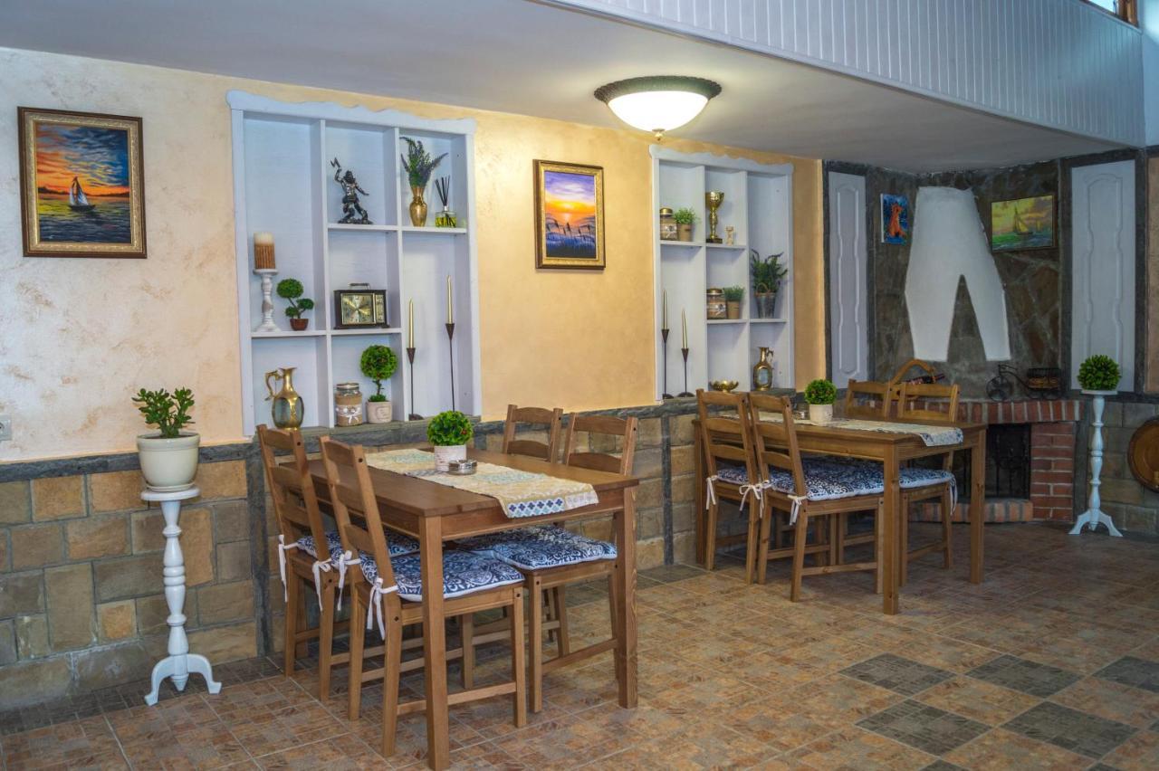 Chrystal Guest House Obzor Luaran gambar